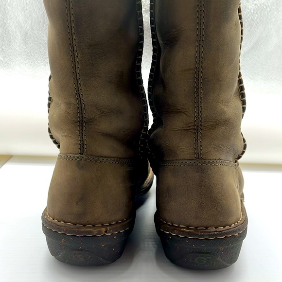 UGG Swell Leather Tall Boots Pull on Sheepskin Lining Brown Size 9 Western Boho - Picture 13 of 17